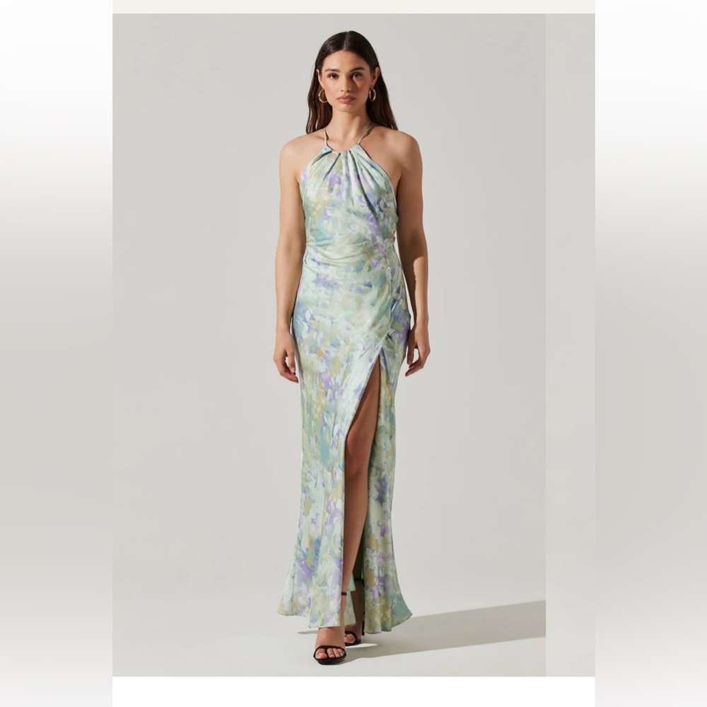 ASTR The Label Elynor Satin Halter Maxi Dress Size Small
